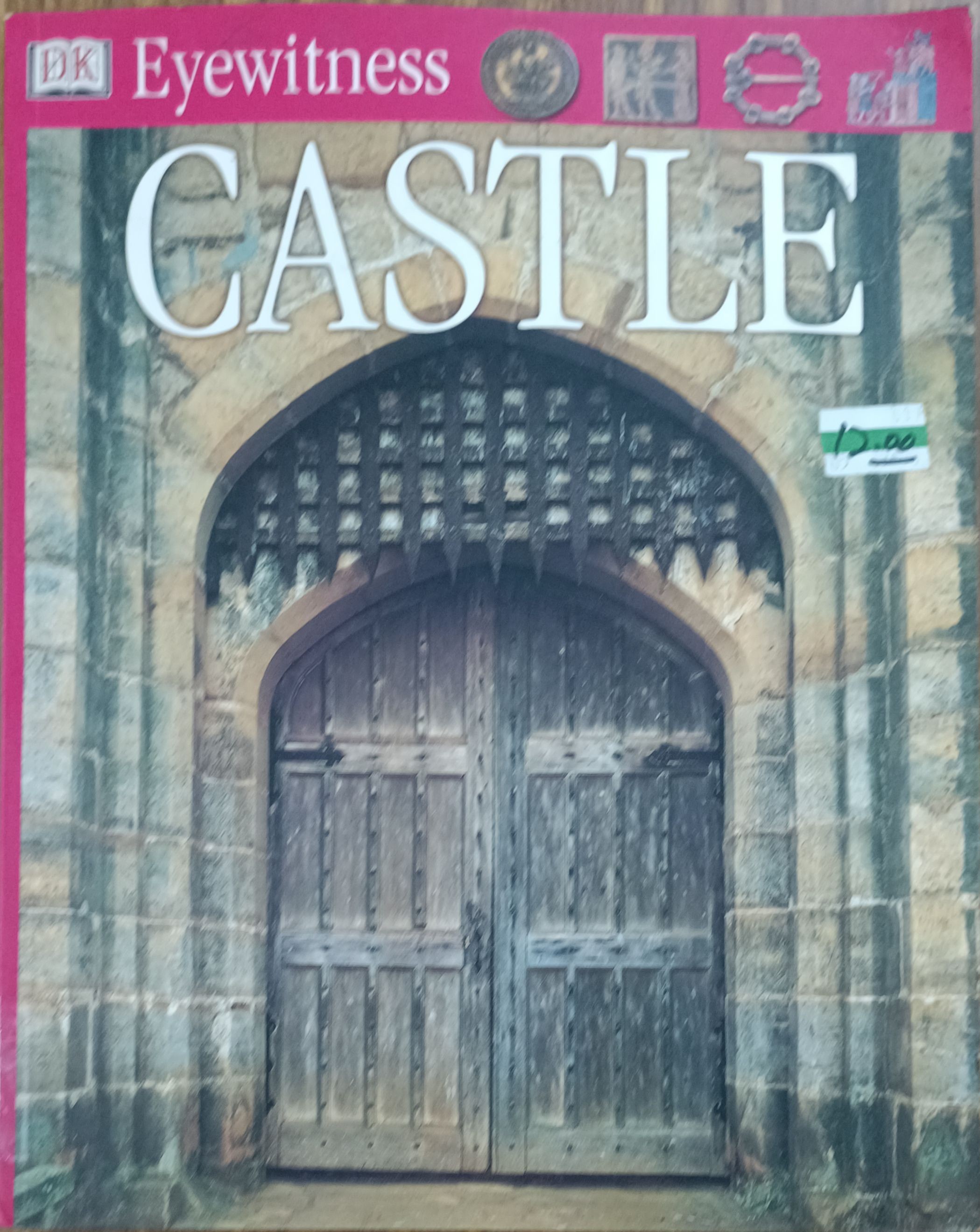 Eyewitness CASTLE